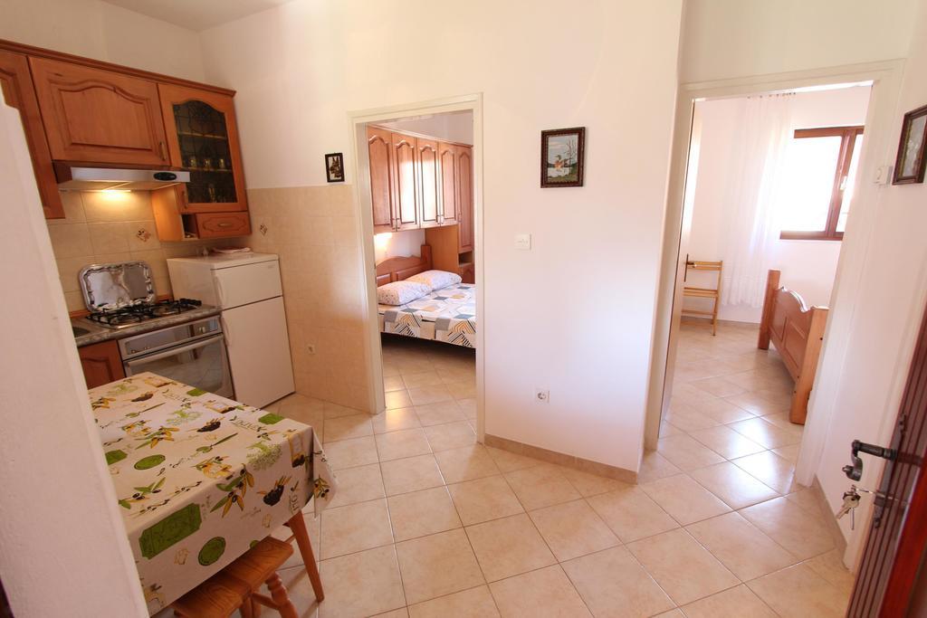 Apartments Maruchita ロヴィニ 部屋 写真