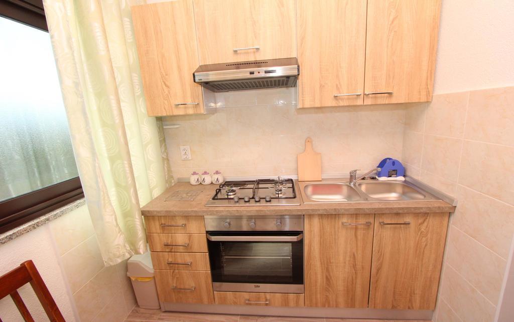Apartments Maruchita ロヴィニ エクステリア 写真